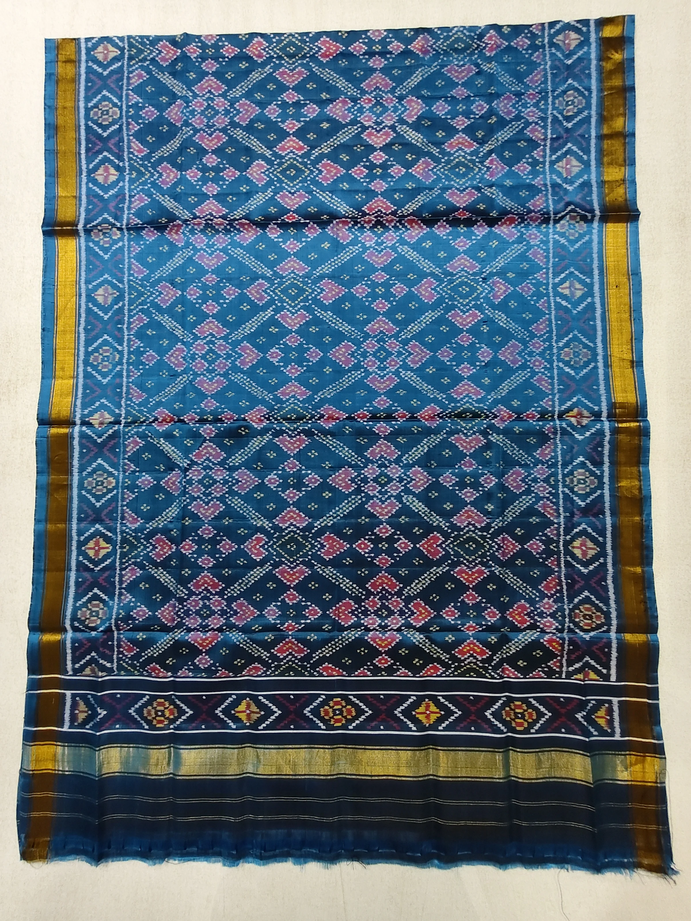 Morpich Manekchowk Bandhej Motifs Single Ikat Dupatta
