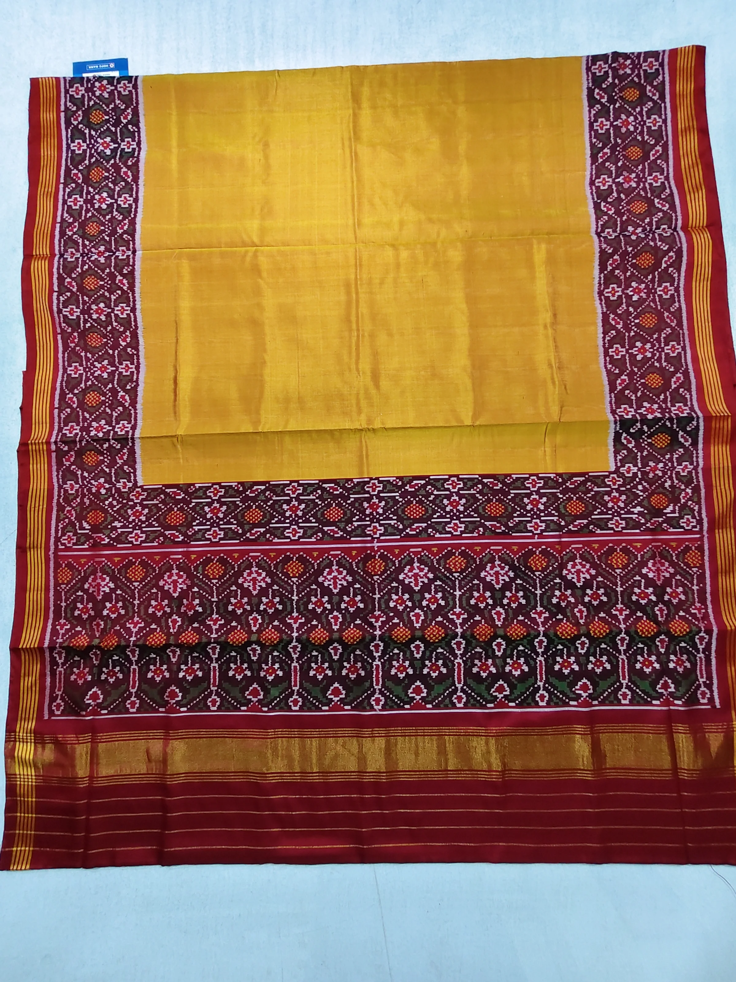 Red Ghughra Border Plain Gala Mustard Yellow Single Ikat Patola Saree 8 Ply Silk