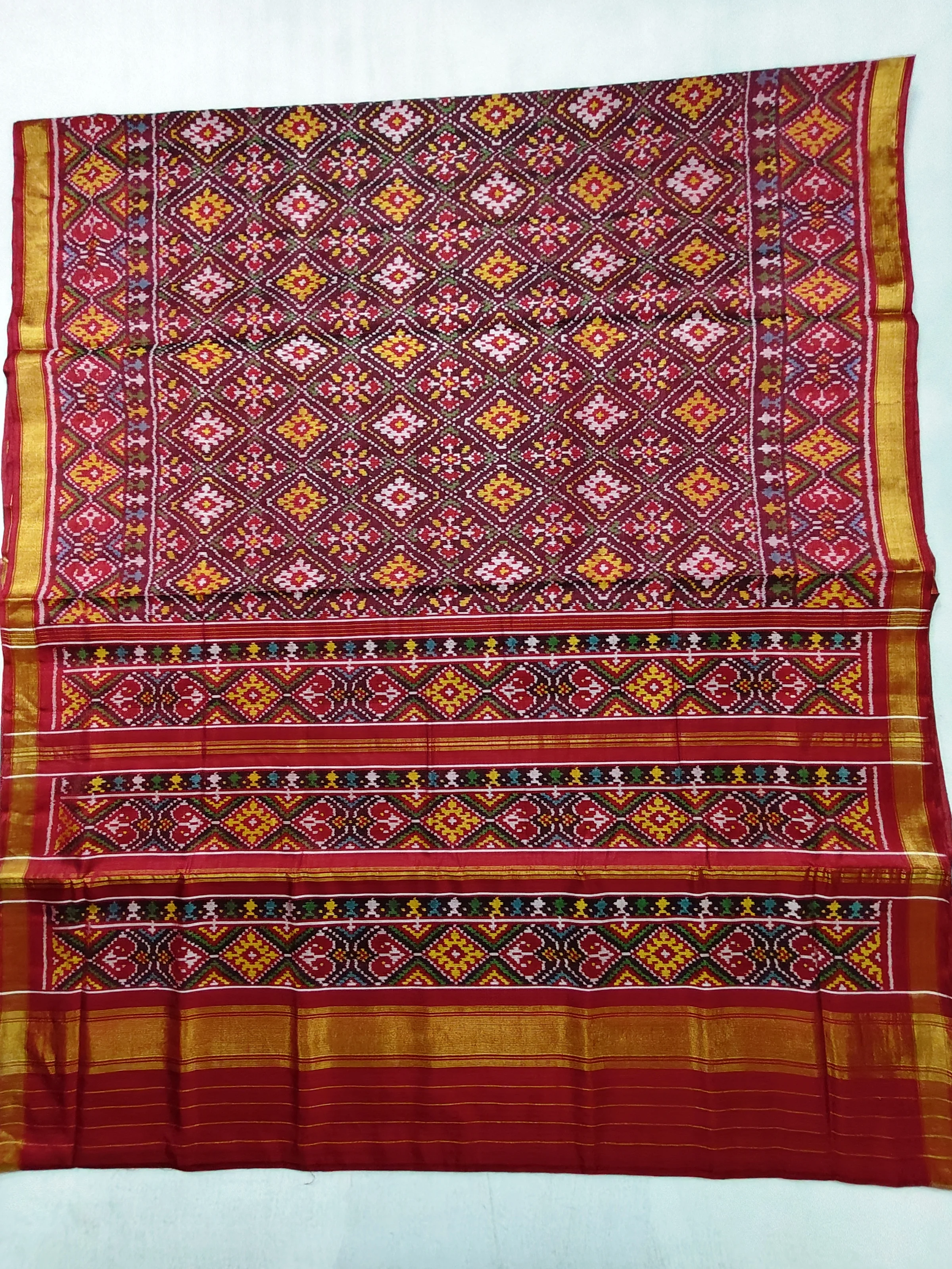 Red Selari Border Brown Chandabhat Motifs Single Ikat Patola Saree with Blouse Piece (6 Ply Silk)