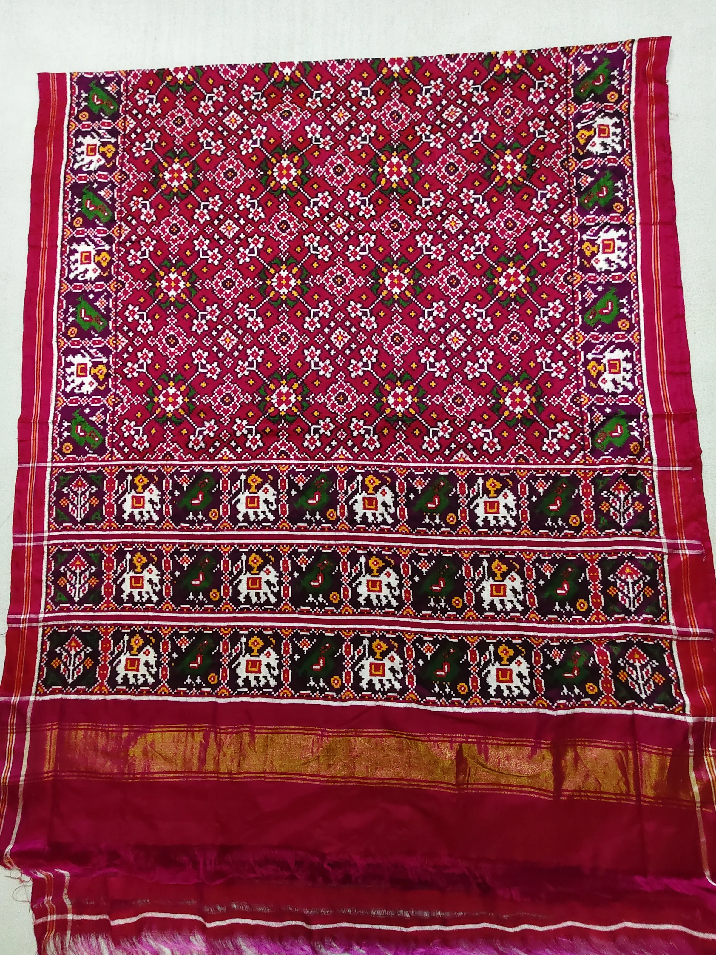 Pink Elephant Parrot Border with Manekchowk Motifs Double Ikat Patola Saree