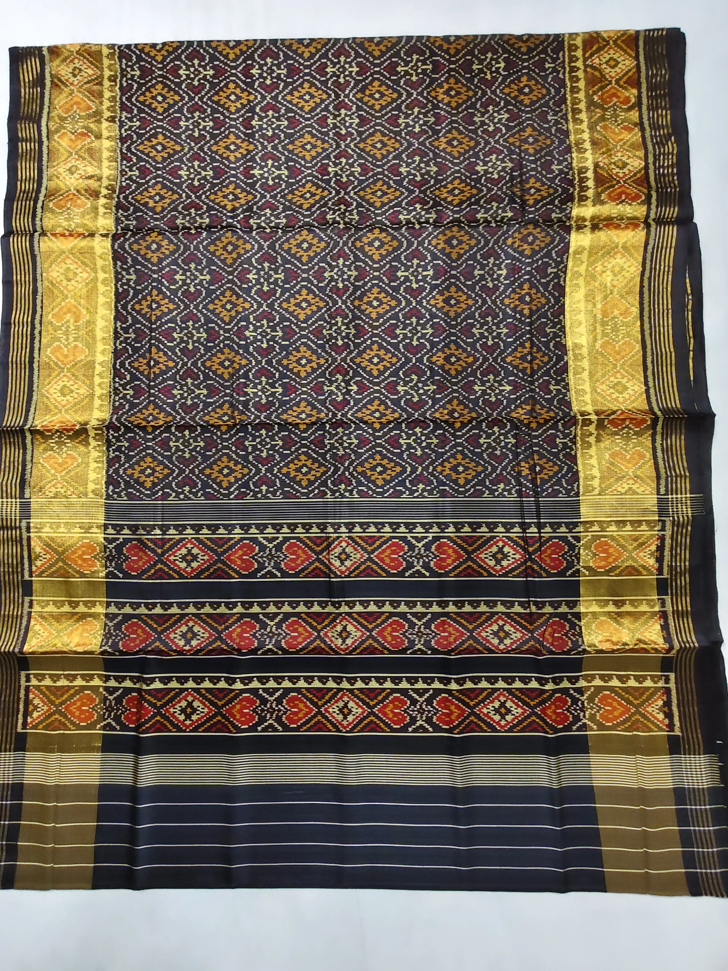 Black Selari Border Chandabhat Motifs Single Ikat Patola Saree with Blouse Piece (6 Ply Silk)