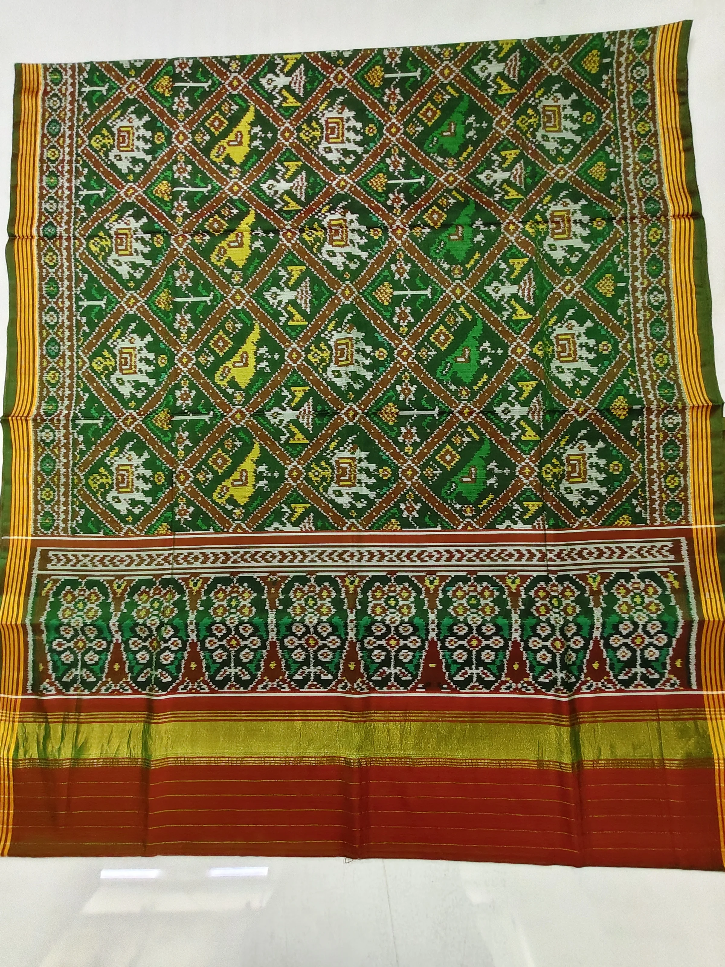 Green Jansi Border Motu Narikunj Motifs Single Ikat Patola Saree with Blouse Piece (8 Ply Silk)