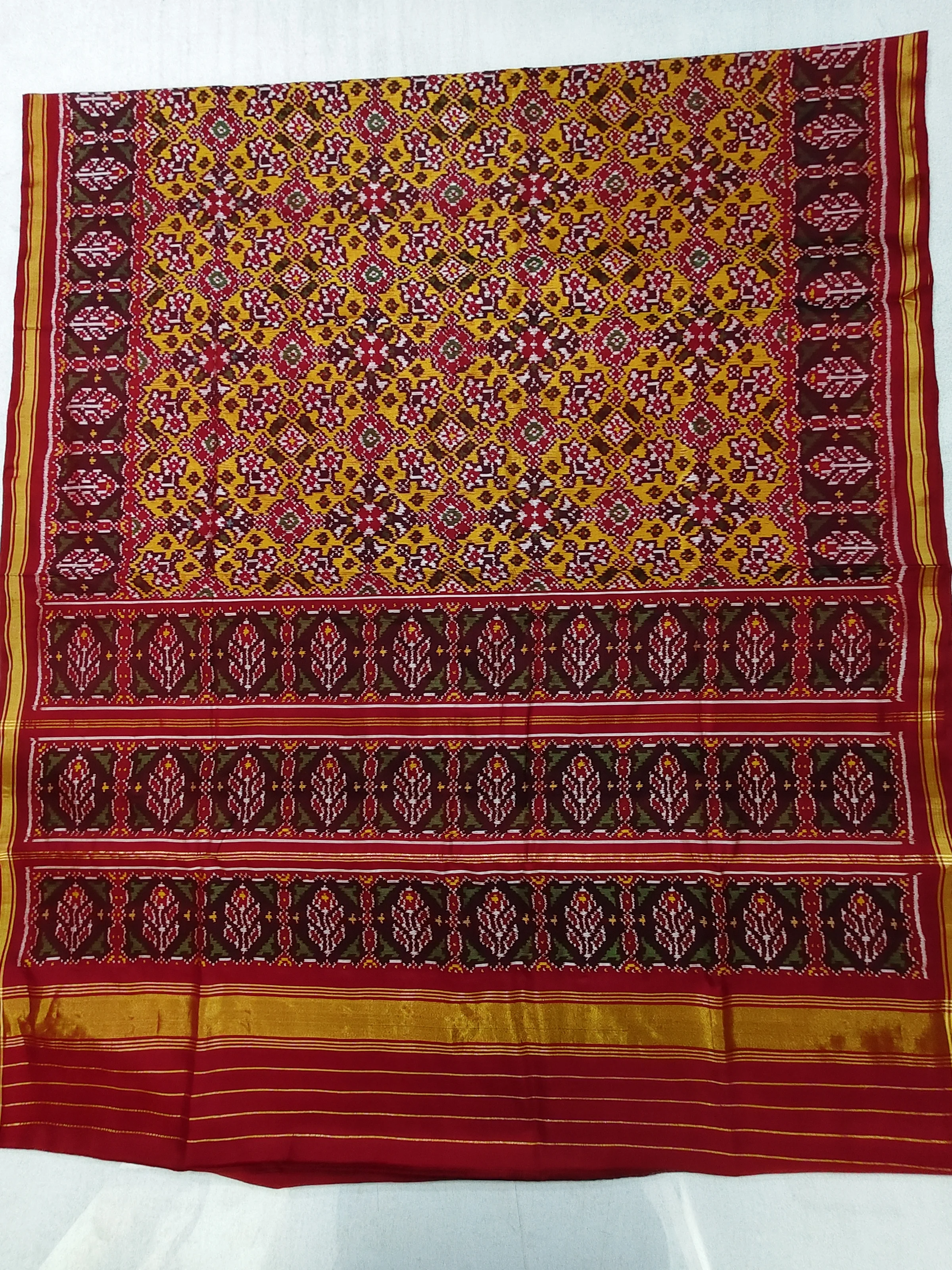 Mustard Navratan Motifs Red Jad Border Single Ikat Patola Saree with Blouse Piece (8 Ply Silk)