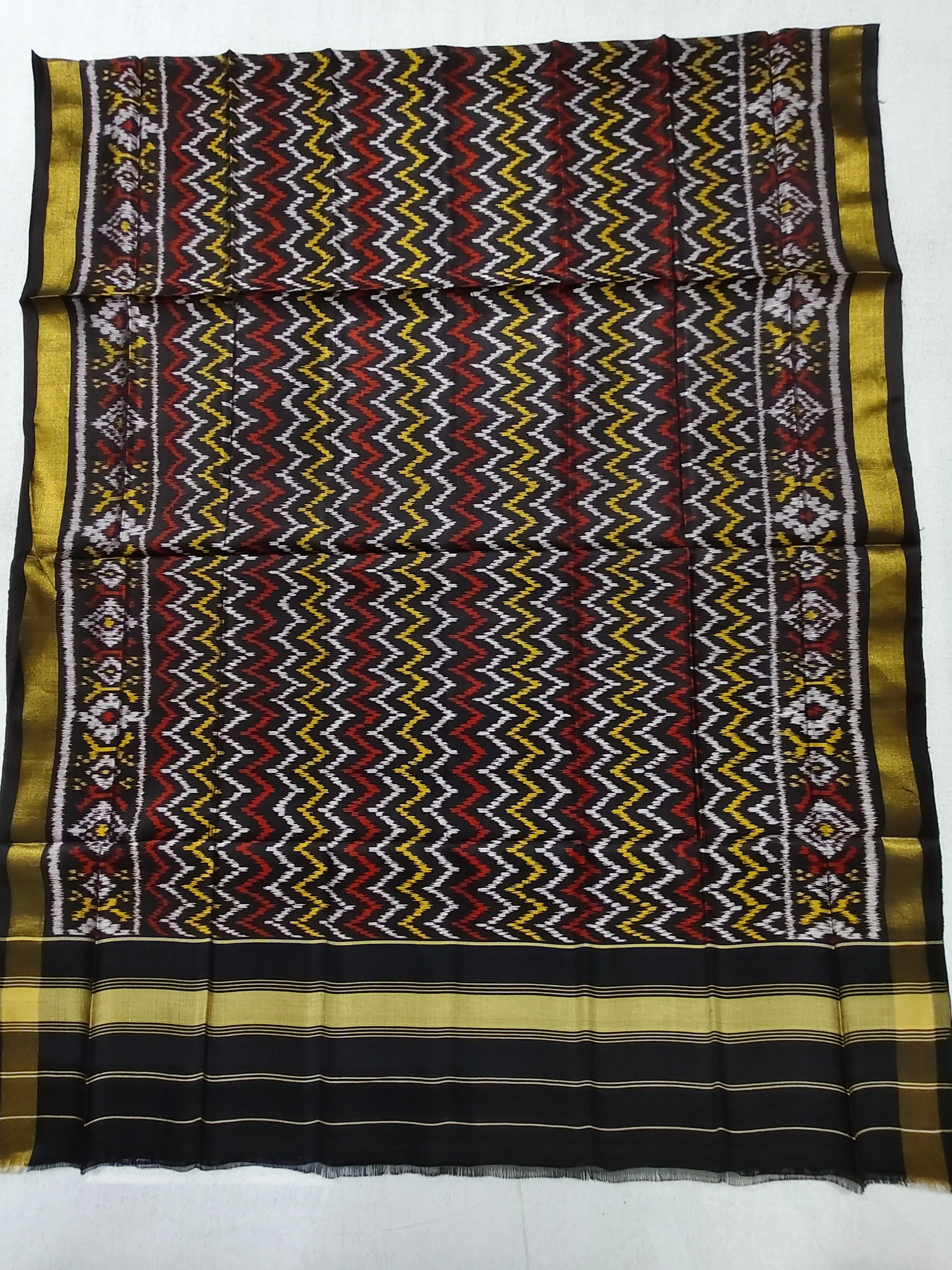 Black Lehariya Single Ikat Dupatta For Duppta