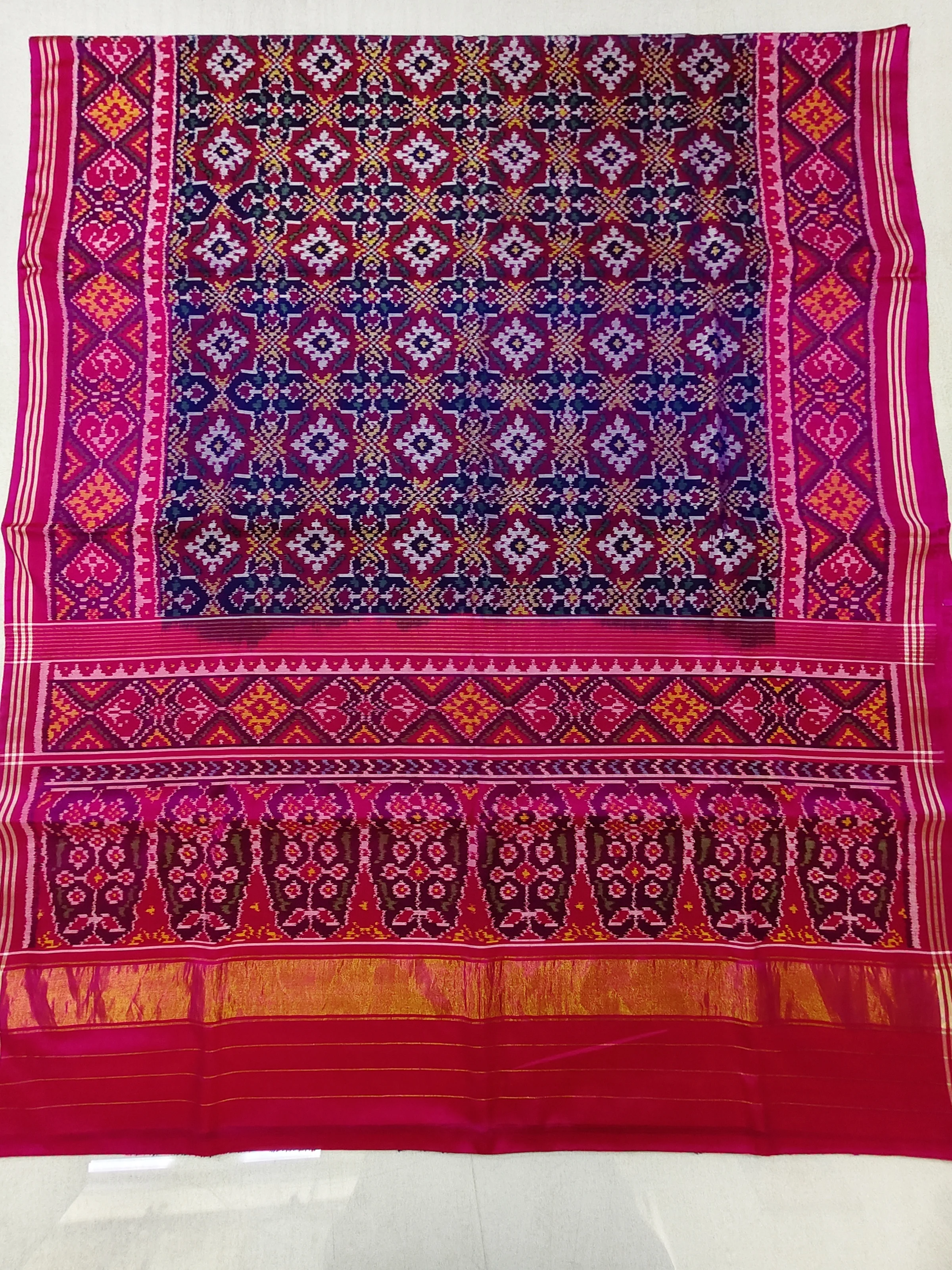 Pink Selari Border Blue Chandabhat Fusion Single Ikat Patola Saree with Blouse Piece (8 Ply Silk)