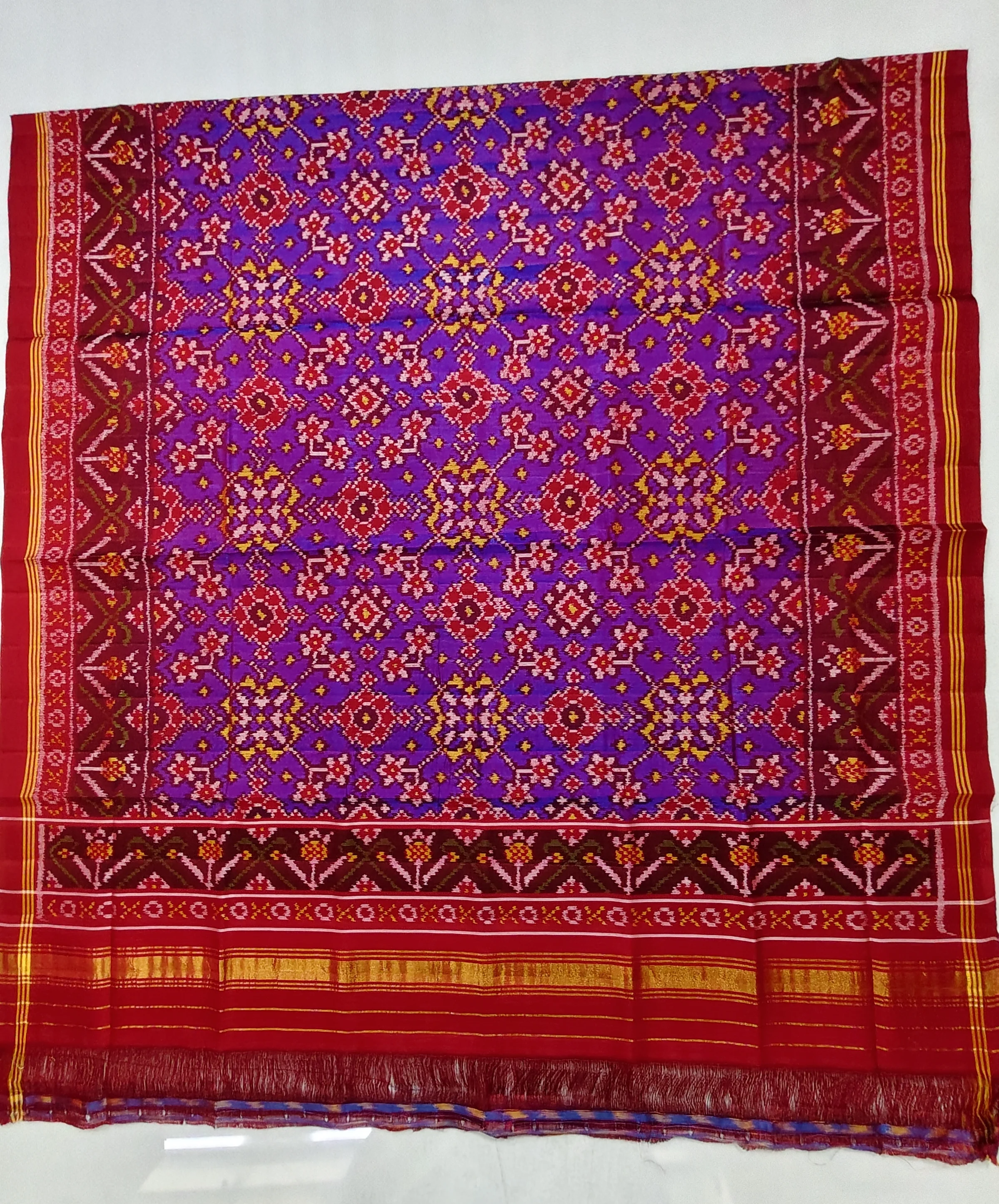 Red Blue Selari Border Navratan Motifs Fusion Dupatta for Chaniya Choli